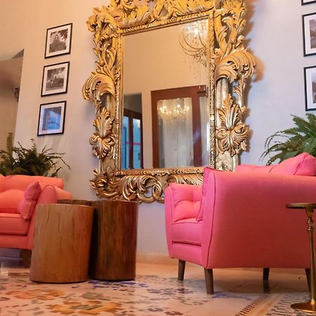 ואיאדוליד Hotel Poquito A Poquito מראה חיצוני תמונה