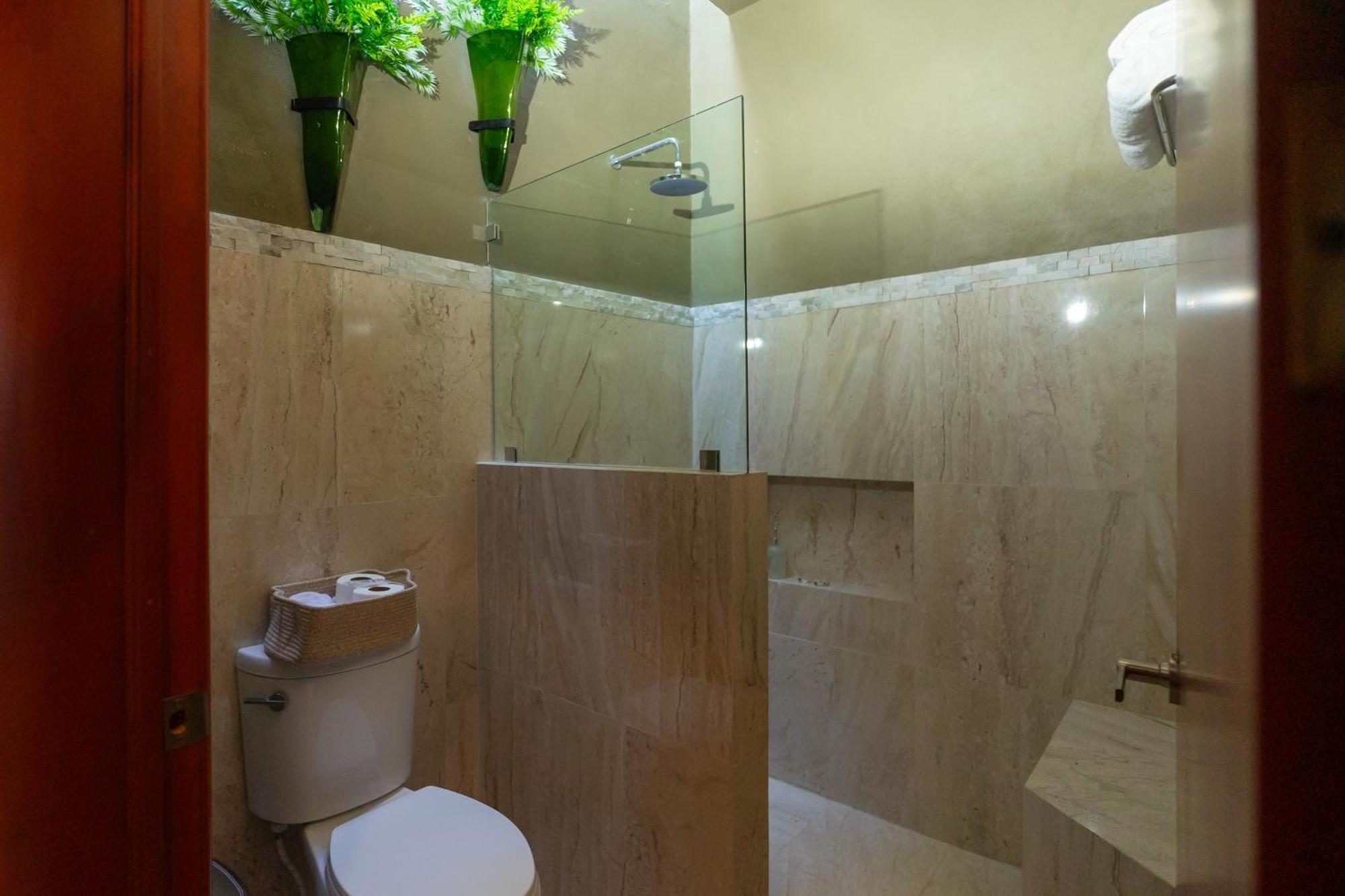 ואיאדוליד Hotel Poquito A Poquito מראה חיצוני תמונה
